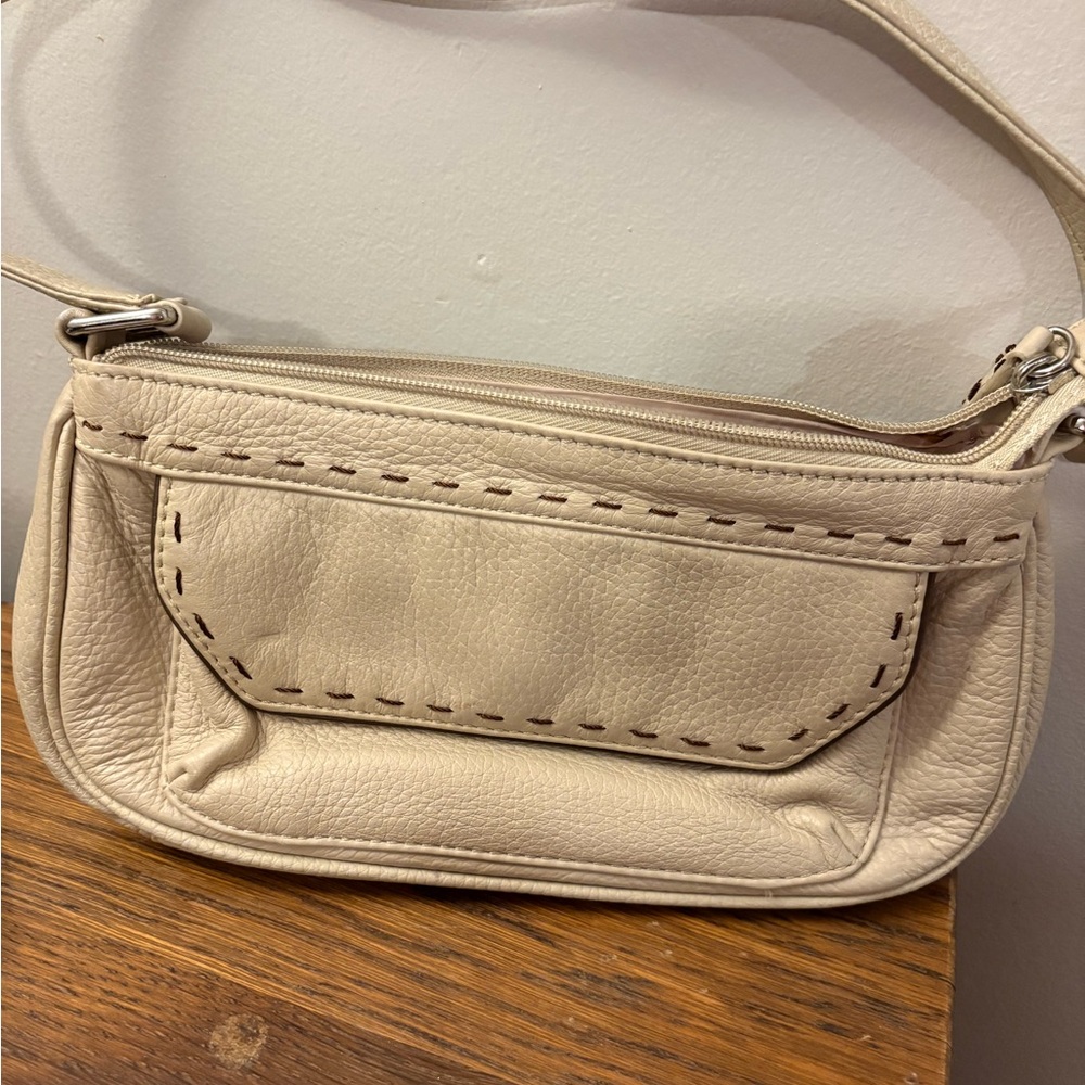 Wilsons Leather Cream Shoulder Bag